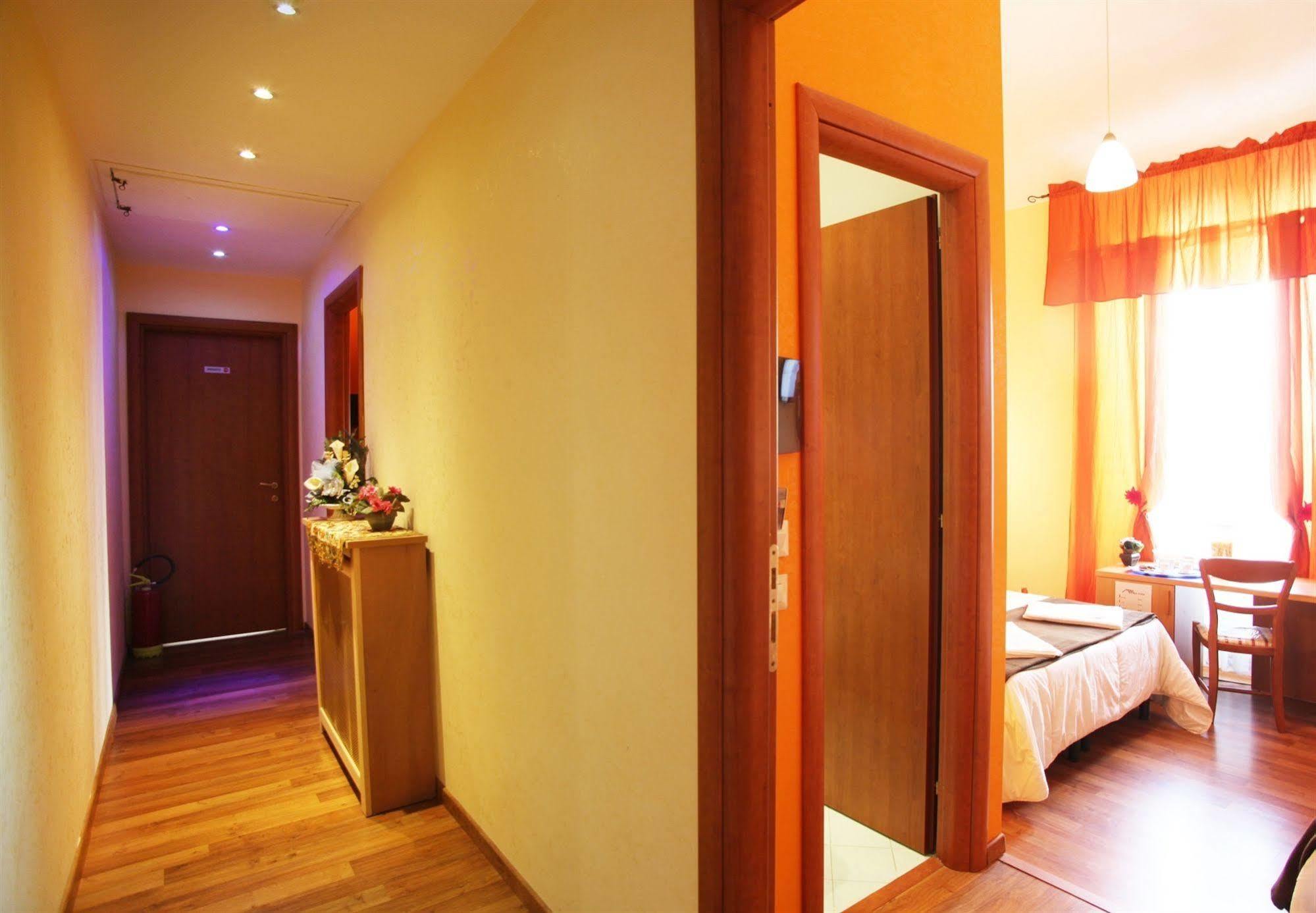 Domus Domas & Boutique - Golden Keys Collection Bed and breakfast Roma